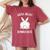 面白いイースタージョークguess What Bunny Butt メンズ レディース レディースオーバーサイズコンフォートTシャツ Crimson 面白いイースタージョークguess What Bunny Butt メンズ レディース レディースオーバーサイズコンフォートTシャツ Crimson