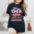 60歳 1966年5月 花柄 60歳 誕生日 男性 女性 レディースオーバーサイズコンフォートTシャツ 黒