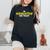 In Komatsu We Trust Dozer ブルドーザー キルドーザー トリビュート レディースオーバーサイズコンフォートTシャツ 黒 In Komatsu We Trust Dozer ブルドーザー キルドーザー トリビュート レディースオーバーサイズコンフォートTシャツ 黒