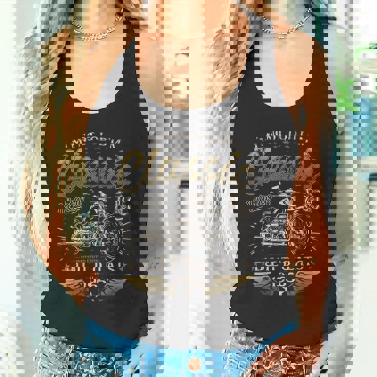 61 歳の誕生日男性オートバイ バイクに乗る人 1965 タンクトップ