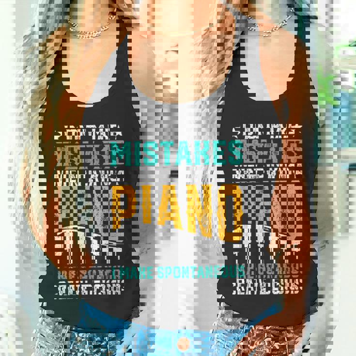 I Don't Make Mistakes When Playing A Piano タンクトップ