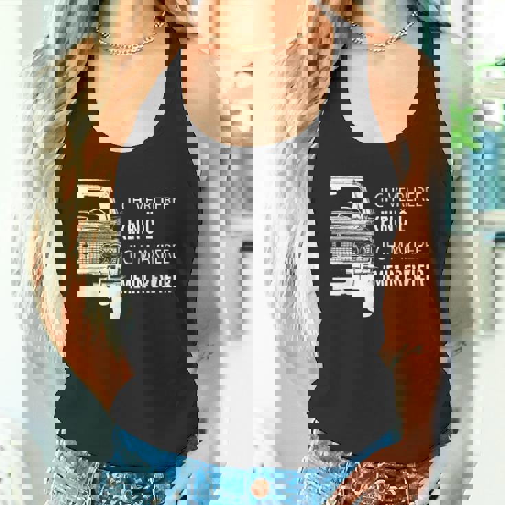 Lada Niva 4X4 オフロード モンスター ファン ギフト タンクトップ