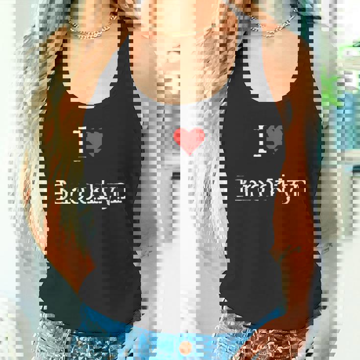 I Love Brooklyn With Heart ミニマリスト シンプル グラフィック タンクトップ