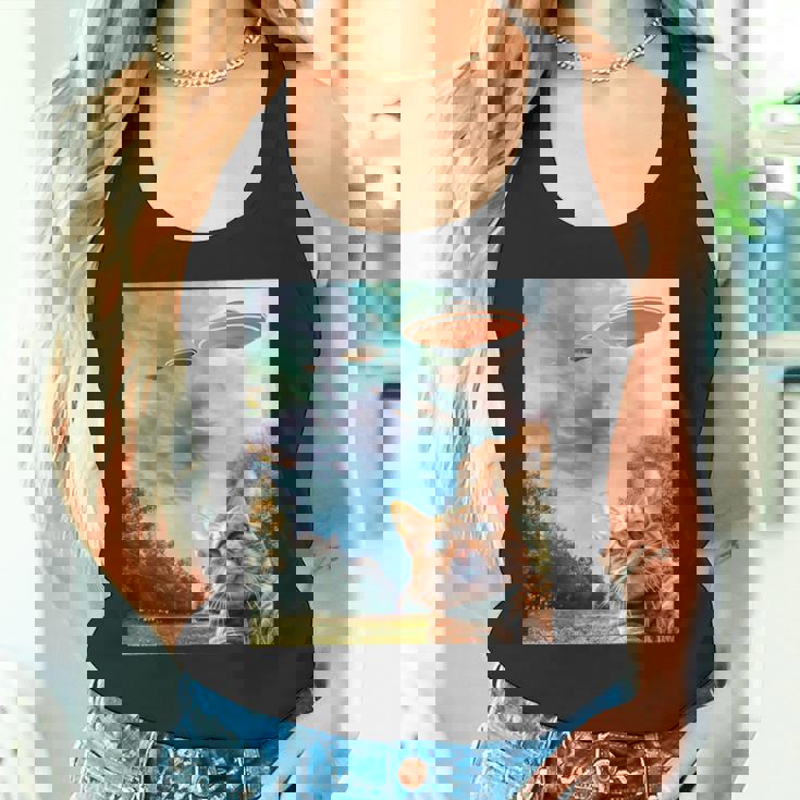 Ufo付き猫セルフィー タンクトップ