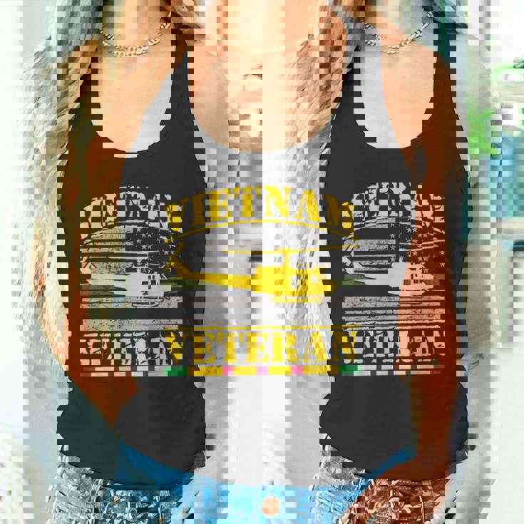 Vietnameteran Uh -1 Huey Helicopter Crew タンクトップ