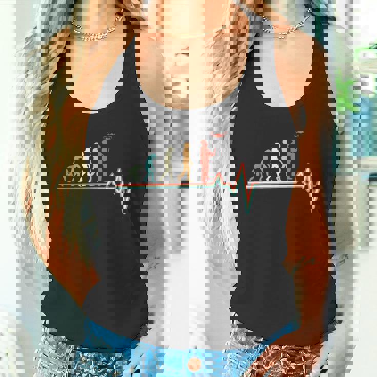 ドローンクワッドコプター進化ドローンパイロット タンクトップ