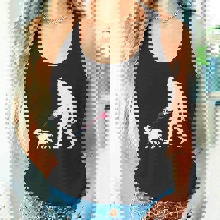 レトロ ビッグフット ウォーキング ブルマスティフ 犬 面白い サスカッチ 長袖tシャツ タンクトップ