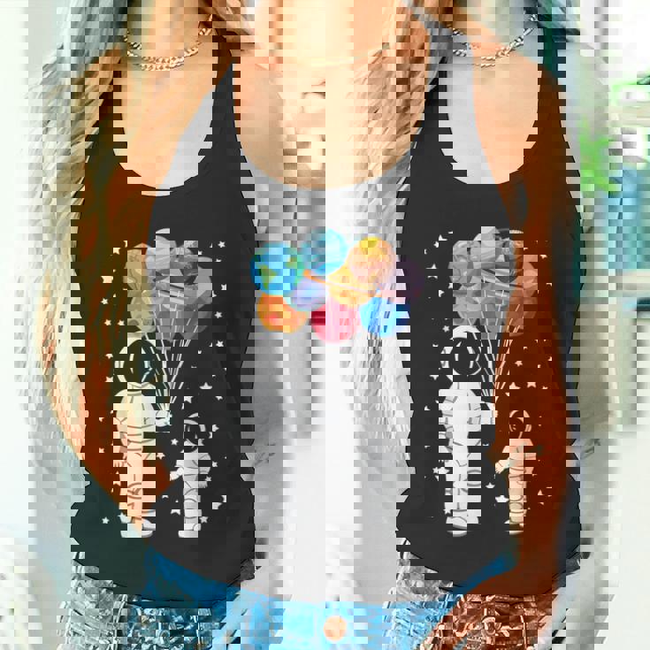 宇宙飛行士 宇宙飛行士 面白い宇宙小人太陽系 天文学 タンクトップ