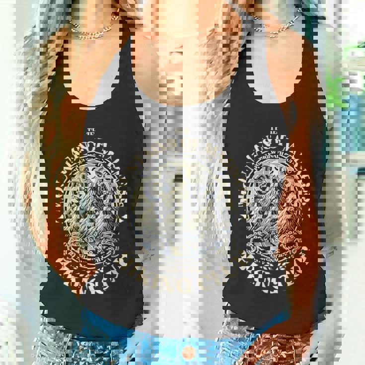 山岳狂気ラブクラフトハイキングとクトゥルフ・ミスカトニック タンクトップ