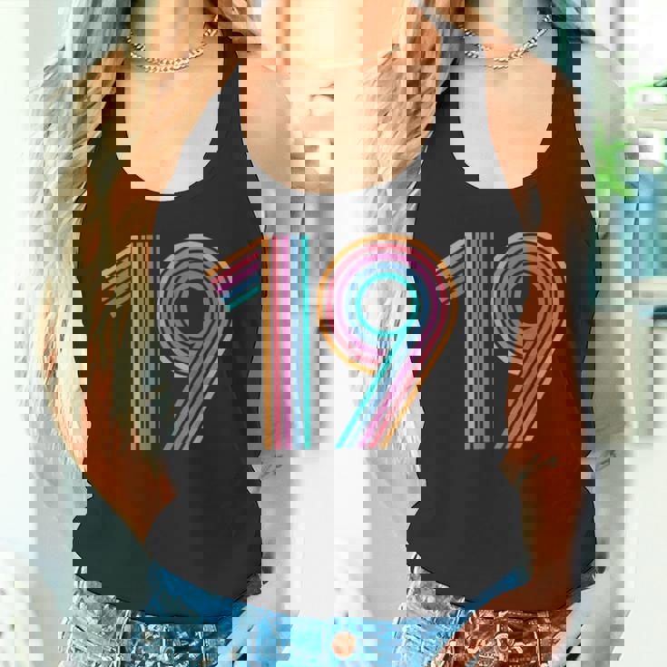 数字 19 19周年記念 19歳の誕生日 タンクトップ