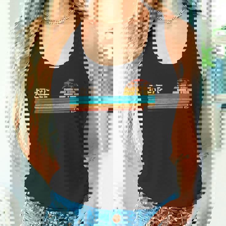 足立区 日本 タンクトップ