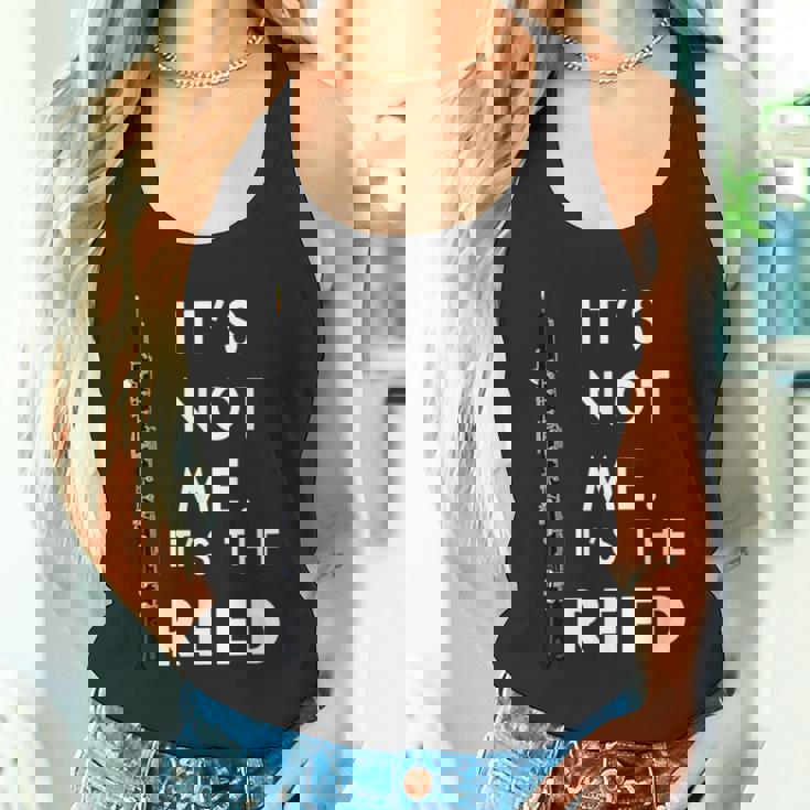 面白いオーボエ奏者 オーボイスト ミュージシャン 音楽教師 プン オーボエ タンクトップ