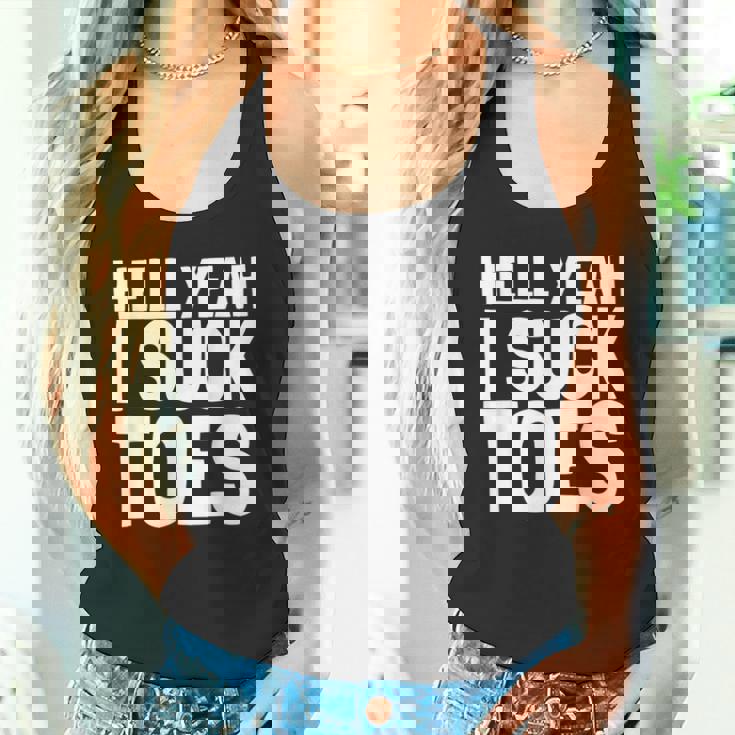 面白い足フェチ つま先を吸う ジョーク 地獄 Yeah Iuck Toes タンクトップ