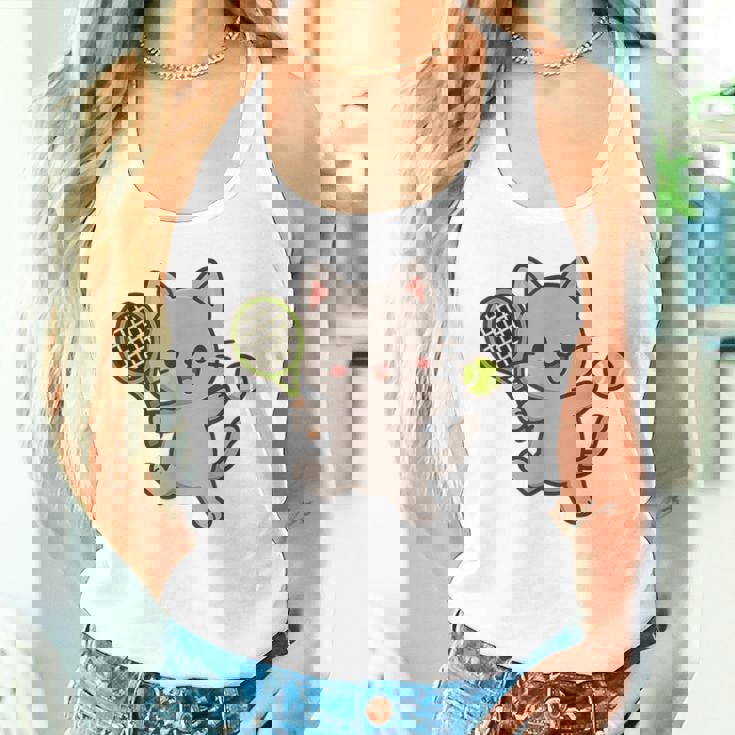 テニスをする猫。かわいいスポーツ猫。 タンクトップ