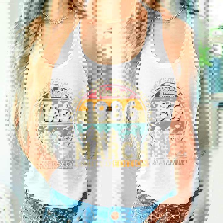 ヴィンテージカー 1986 年3月 40 歳の誕生日 1986 年のクラシックカー タンクトップ