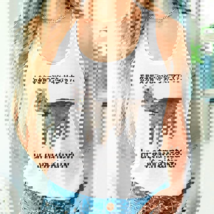 私は放射線で汚染されています 日本の猫 おもしろミーム タンクトップ