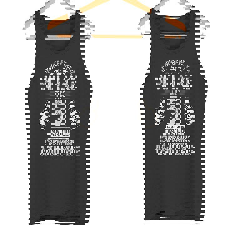 1972年生まれの男性の面白い51歳の誕生日 第51章 タンクトップ