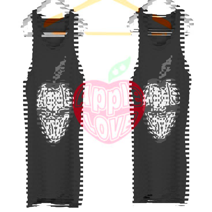 「Red Apple Fresh Fruit 」 ハート型 Love りんご フルーツ ユニークデザイン 長袖tシャツ タンクトップ