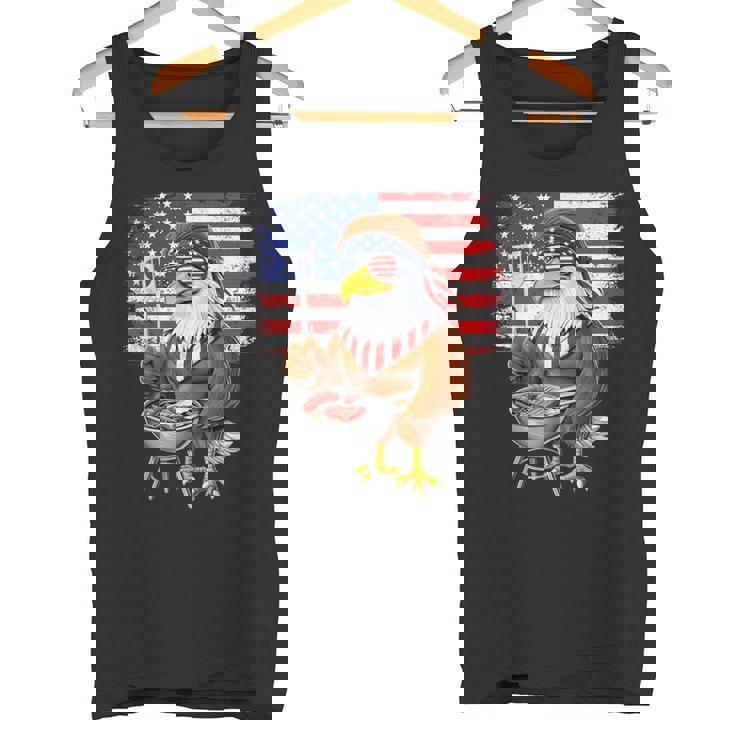 アメリカの白頭鷲、アメリカ国旗、バーベキュー、肉のグリル、愛国心、独立記念日、愛国心、誇り高きアメリカ人 タンクトップ