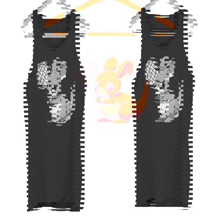 カンガルー かわいい ラケット スポーツ テニス プレイ 動物 キャラクター キュート タンクトップ