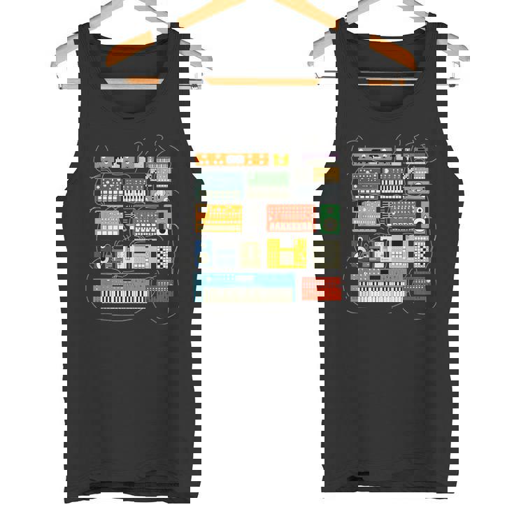 シンセサイザー と エレクトロニック・ミュージシャン と Dj タンクトップ