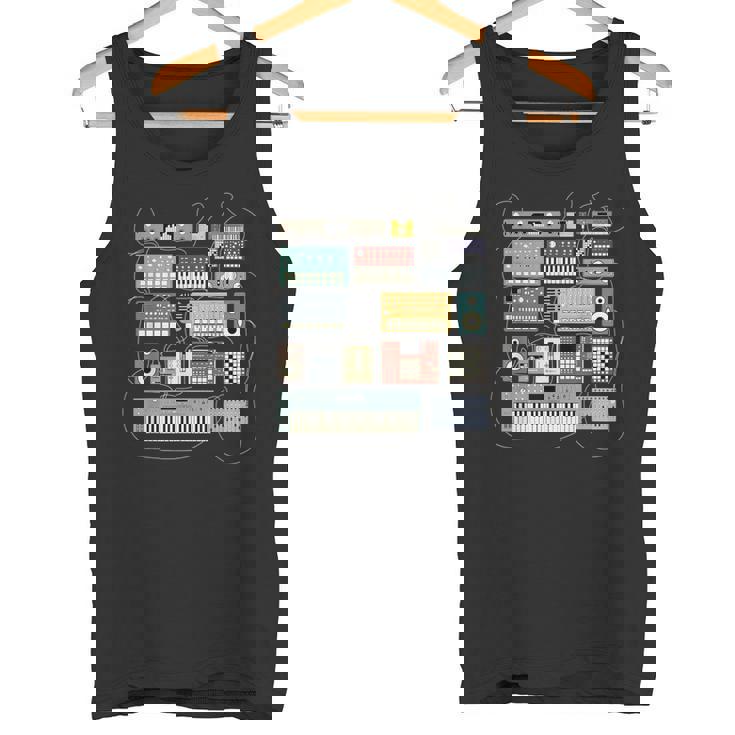 シンセサイザー エレクトロニック・ミュージシャン と Dj タンクトップ