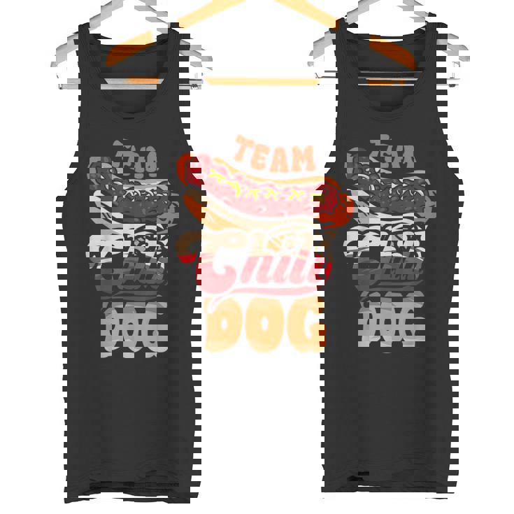 チーム・チリ・ドッグ 面白いチリコンカーン ホットドッグ好きのフードトラック タンクトップ