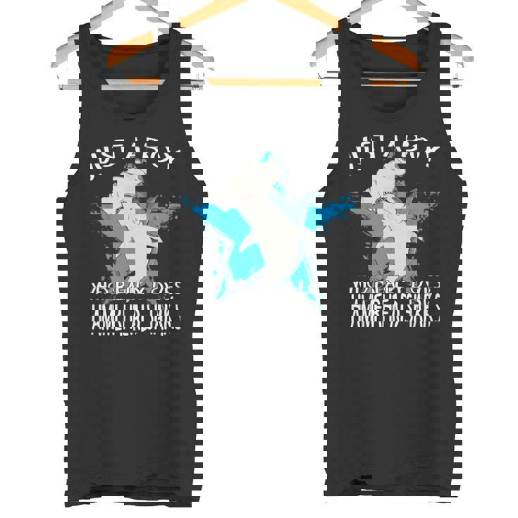 ハンマーヘッドシャークが大好きな男の子です。ハンマーヘッドシャーク ハンマーヘッドシャーク タンクトップ