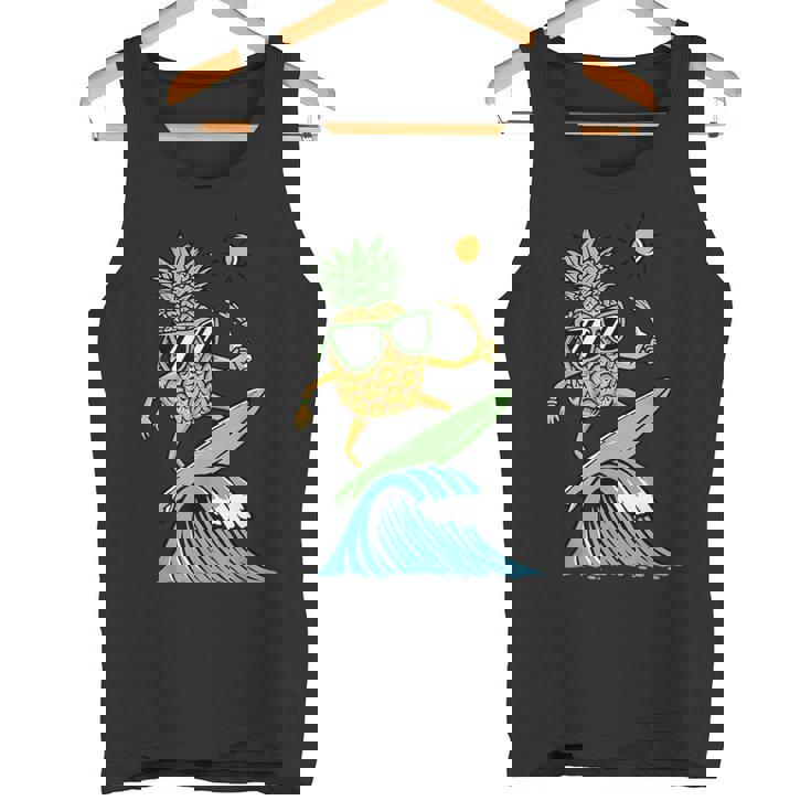 パイナップルはサーフィンのイラスト タンクトップ