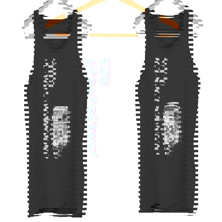 上司がトゥクトゥク乗りです ユーモアデザイン タンクトップ