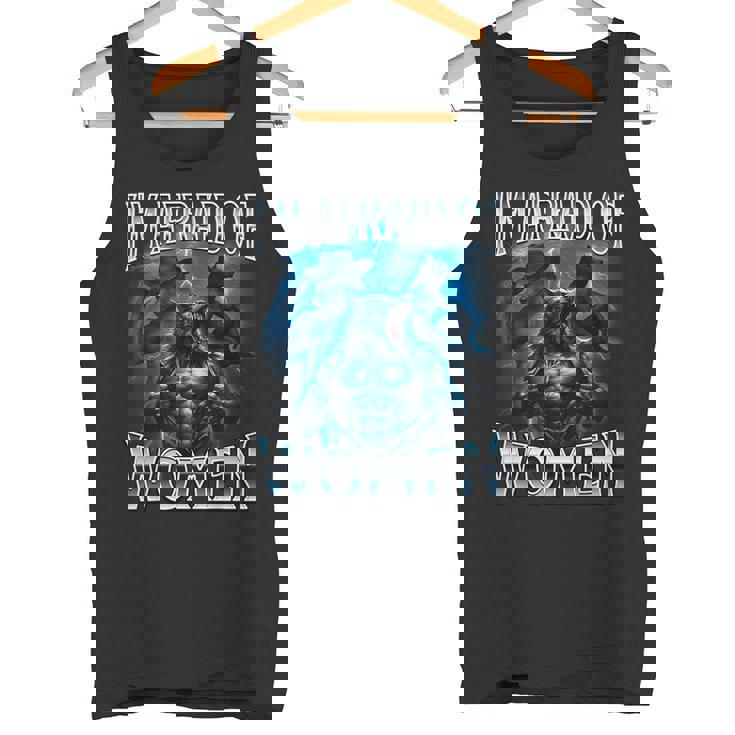 女が怖い狼アルファ・ウルフ・ミーム・クリンジ・ビアード タンクトップ