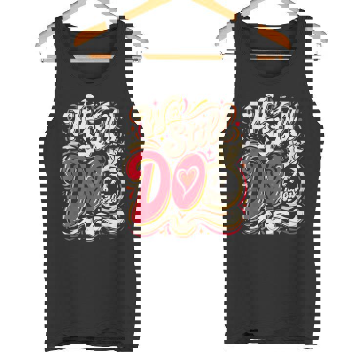 私たちはまだ17歳面白いカップル結婚17周年を迎えます タンクトップ