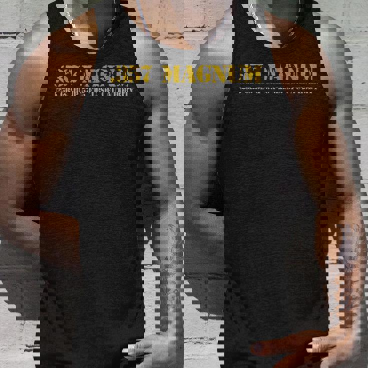 357マグナム弾薬レンジリボルバーtシャツ タンクトップ 彼への贈り物