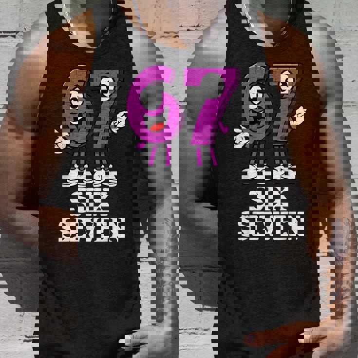 67 シックスセブン 6-7 面白いイタリアンブレインロットゲームスラングミーム タンクトップ 彼への贈り物