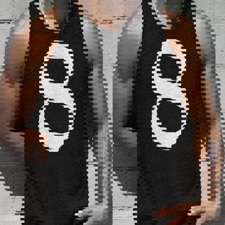 8番目 古英語の中世スタイルの8番 タンクトップ 彼への贈り物