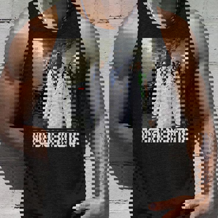 Tuff Pigeon Doctor 2026 New Brainrot Meme Kid Aiジョーク タンクトップ 彼への贈り物