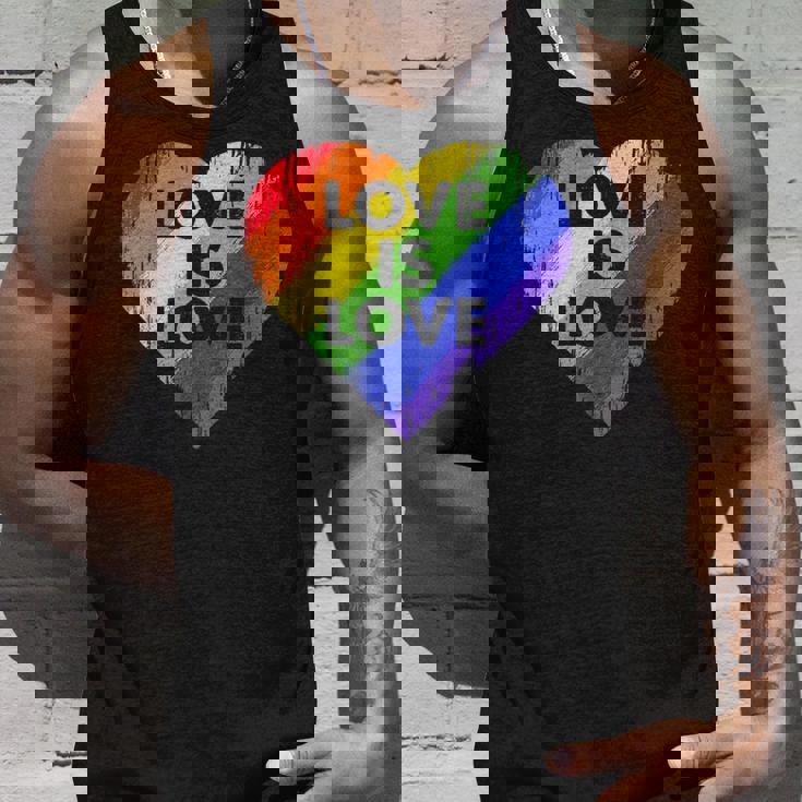 Lgbt Love Is Lovetシャツレトロハートゲイレズビアンプライド月間 タンクトップ 彼への贈り物