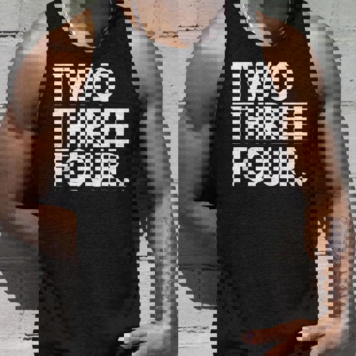 Two Three Four 市外局番 234 アクロン オハイオ州 米国 タンクトップ 彼への贈り物