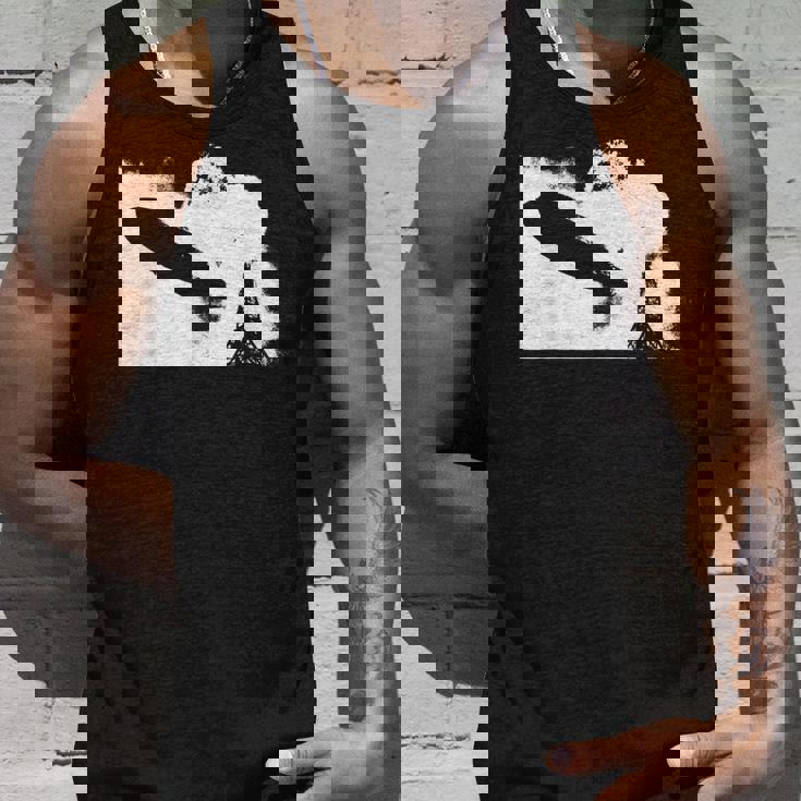 Zeppelin Explosion グラフィックtシャツ タンクトップ 彼への贈り物