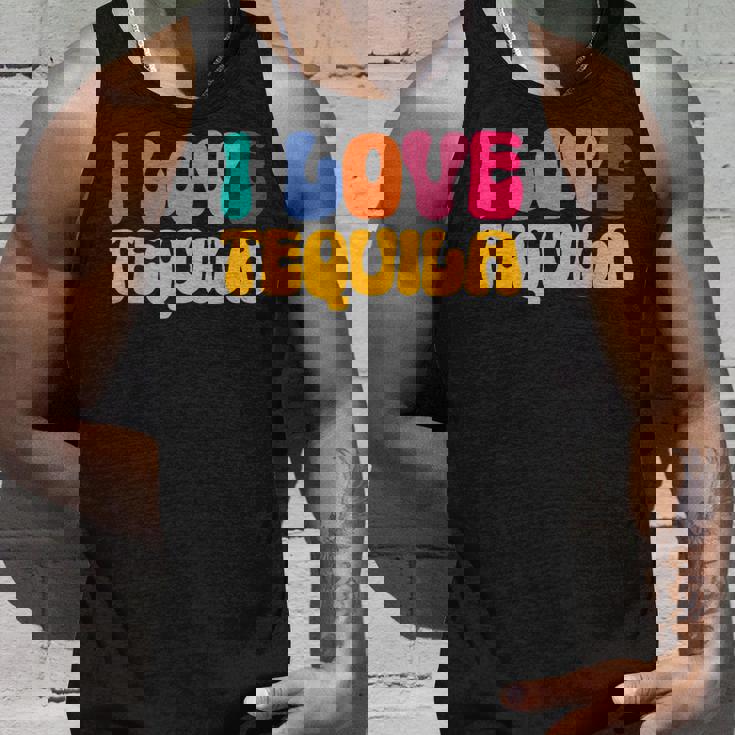 アイ・ラブ・テキーラ、グルーヴィー・テキーラ・ドリンカー・ラバーズ タンクトップ 彼への贈り物