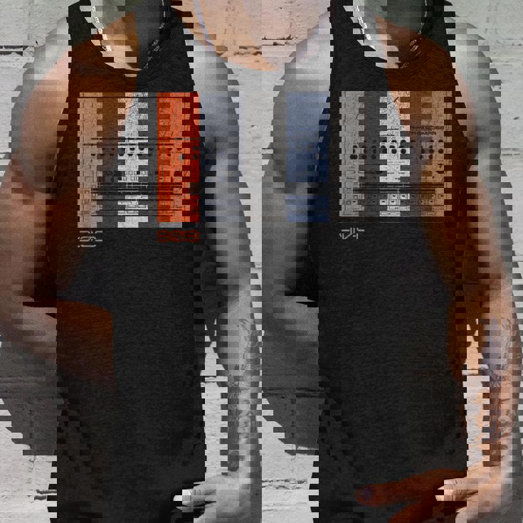 アナログ ドラム マシン レトロ シンセ ヴィンテージ 909 タンクトップ 彼への贈り物