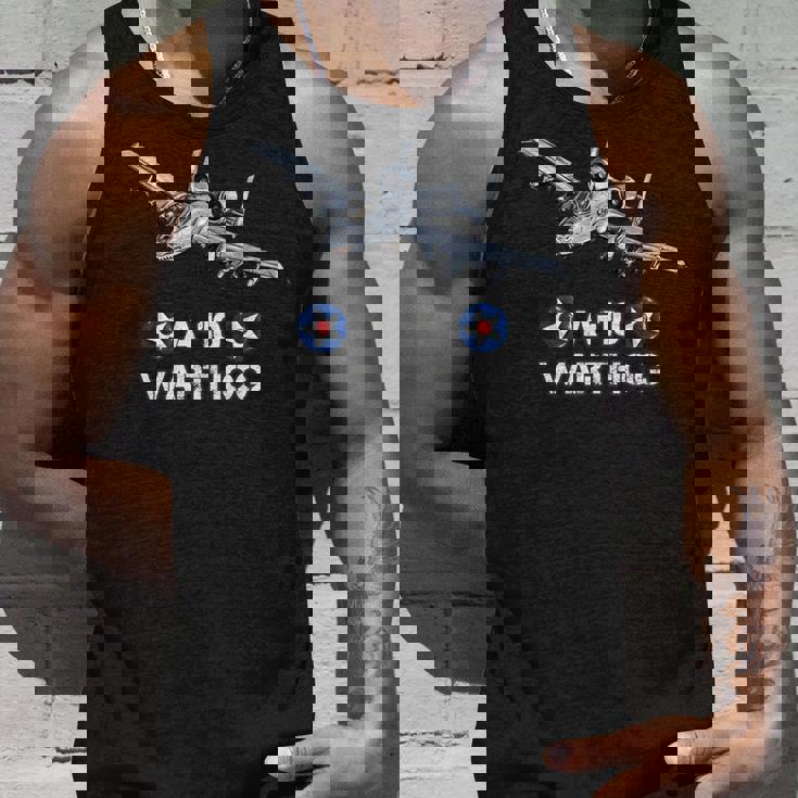 アメリカ軍の戦闘爆撃機a10 イボイノシシ 長袖tシャツ タンクトップ 彼への贈り物