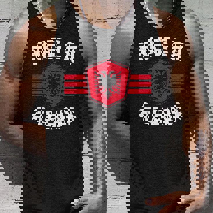 アルバニア アルバニア国旗 長袖tシャツ タンクトップ 彼への贈り物