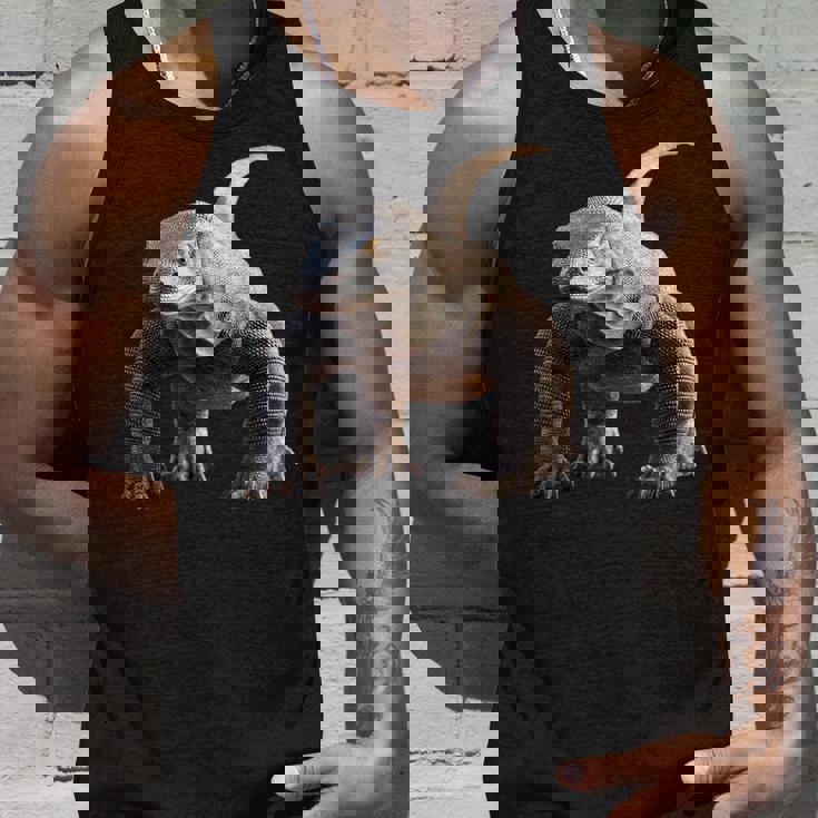 オオトカゲ 爬虫類 コモドドラゴン バンドドラゴン トカゲドラゴン タンクトップ 彼への贈り物