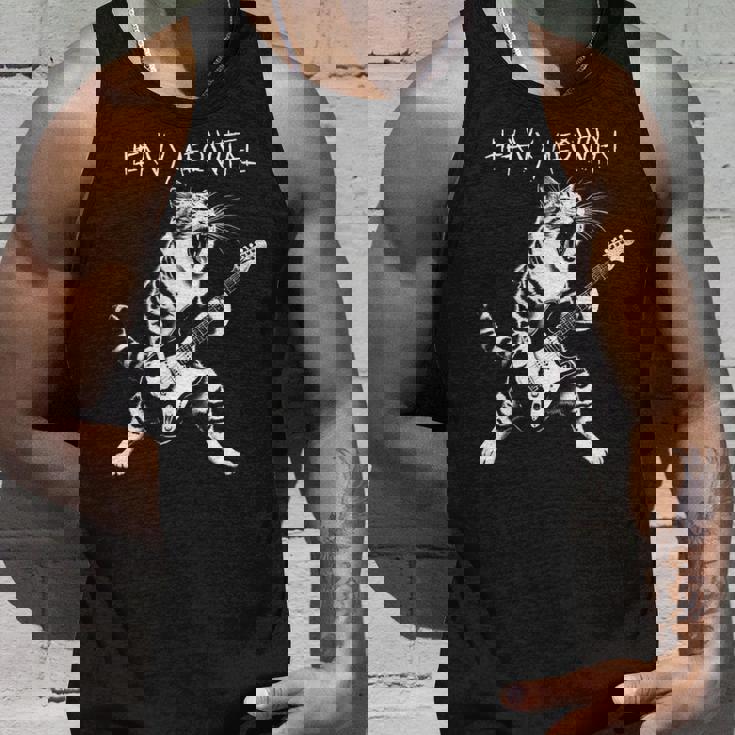 ギターを弾くクールな猫、ヘビーな「Meowtal」メタルパンクロックファン。 タンクトップ 彼への贈り物