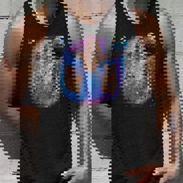 クオッカ、宇宙のクオッカ、オーストラリアの動物クオッカ タンクトップ 彼への贈り物