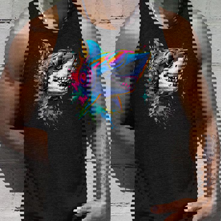 サメのモチーフ サメ タイガーシャーク オグロメジロザメ ホオジロザメ タンクトップ 彼への贈り物