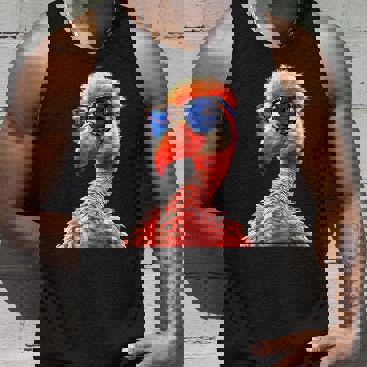 サングラスをかけたフラミンゴ フラミンゴが大好き かわいいフラミンゴ タンクトップ 彼への贈り物