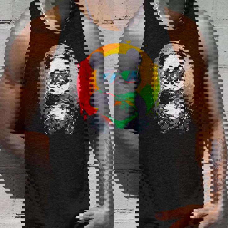 サングラス付きパンダ ラスタカラー タンクトップ 彼への贈り物