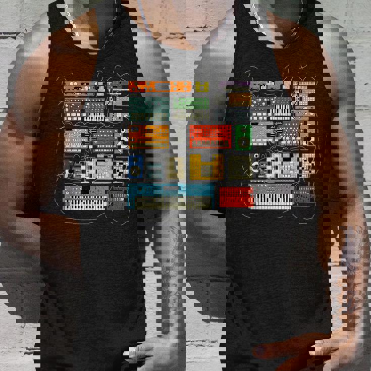 シンセサイザー と エレクトロニック・ミュージシャン と Dj タンクトップ 彼への贈り物